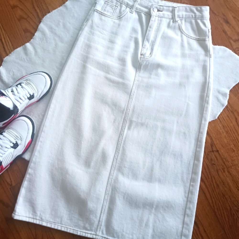 Shein • Women's Classic Off-White Long Denim Skirt